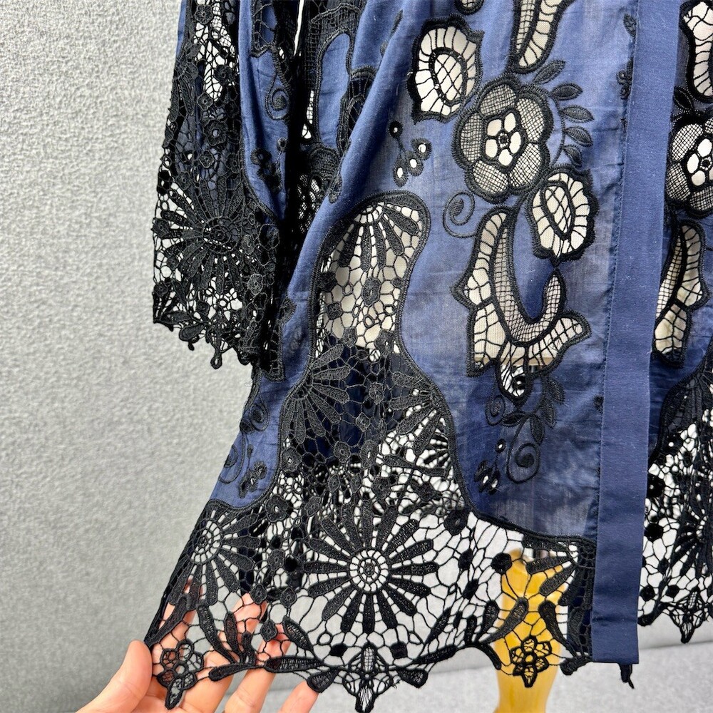 Elie Tahari Womens Tunic Cotton Silk Blend Blouse Floral Embroidery Lace Hem M - Picture 3 of 14